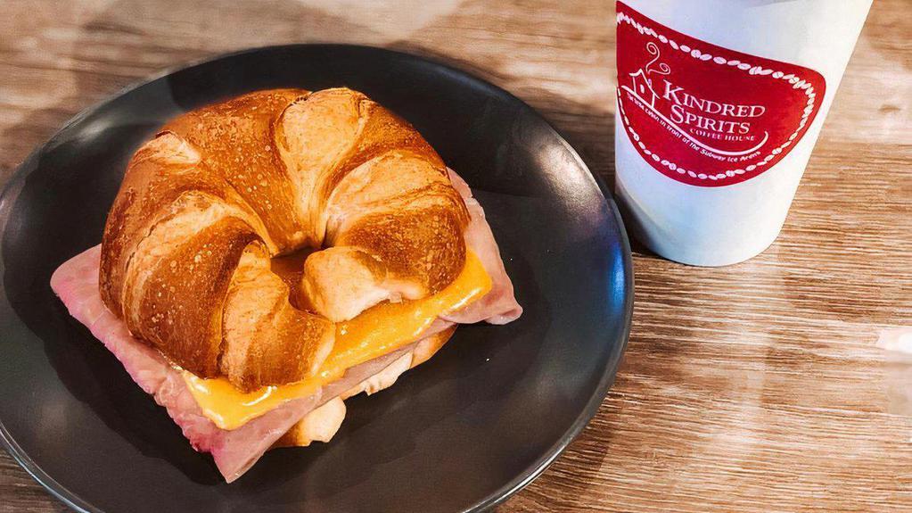 Kindred Cafe · Coffee · Sandwiches · Smoothie