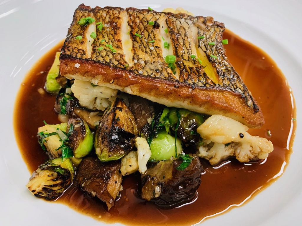 Bar Avalon · Italian · Desserts · Burgers · Vegetarian · Seafood