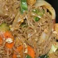Basil Pad Thai · Rice noodle stir-fried with chicken, egg, mixed vegetables in spicy basil sauce.
