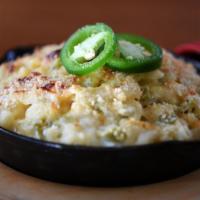 Jalapeno Popper (Medium) · This is a hot one. Cabot Cheddar, American, and Muenster cheeses mixed with diced jalapeno p...