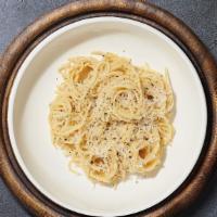 Better With Garlic Butter Pasta (Spaghetti) · Golden garlic butter sauce blend cooked with spaghetti. Served with bread.