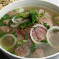 Pho Tai, Bo Vien · Eye round steak and beef meatballs. with traditional Vietnamese beef broth soup consisting o...
