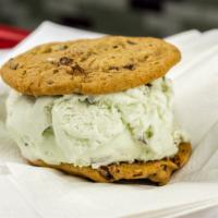 Custom Cookie Sandwiches · Select cookie.  Select ice cream ﬂavor.