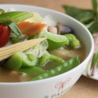 Pho Chay · Low-fat vegetable, and tofu noodle soup. (L)