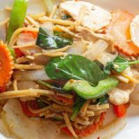 Lunch Basil · Basil leaves, carrots, onions, bamboo shoots, and green peppers sautéed in garlic chili sauc...