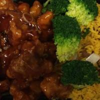 General Tso'S Chicken · Crispy chunks of chicken with broccoli in chef's special sauce.