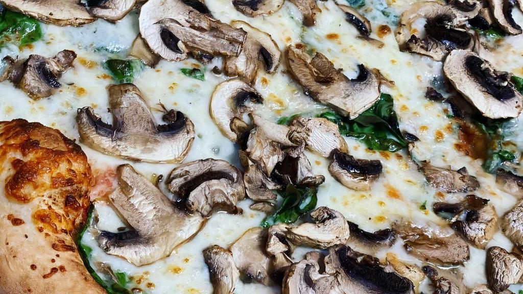 Vegetarian Pizza · Broccoli, spinach, mushrooms, green pepper, onion and tomato.