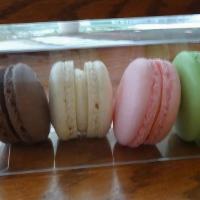 5 Pieces Macron · Comes with 5 pieces of randomly selected flavors these are gluten free.