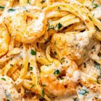Creamy Garlic Chicken & Shrimp 🍤 Alfredo  · 