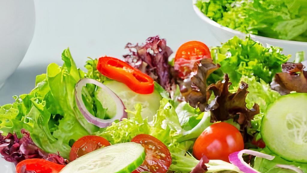 House Salad  本樓沙拉 · Vegetarian, gluten-free, nut-free. Grill Chicken With Iceberg Lettuce & Spring Salad Mix  in Ginger Dressing