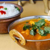 Chicken Curry · Chicken breast cooked in onion tomato sauce (dhaba styles).
