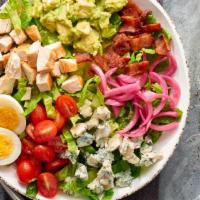Stella'S Cobb Salad · Mixed greens, boiled egg, avocado, bacon, tomato, chicken and carrots. 830 to 998 cal.