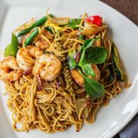 Crazy Spaghetti Kee Mao · Medium. Sautéed spaghetti with shrimp, basil leaves, peppercorn, and mixed vegetables in ver...