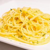 Side Imported Spaghetti  · Choose oil garlic or plum tomato basil sauce