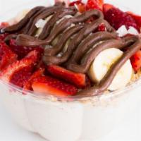 Cocoloco Special Bowl · Coconut base topped with granola, banana, strawberry, and nutella.