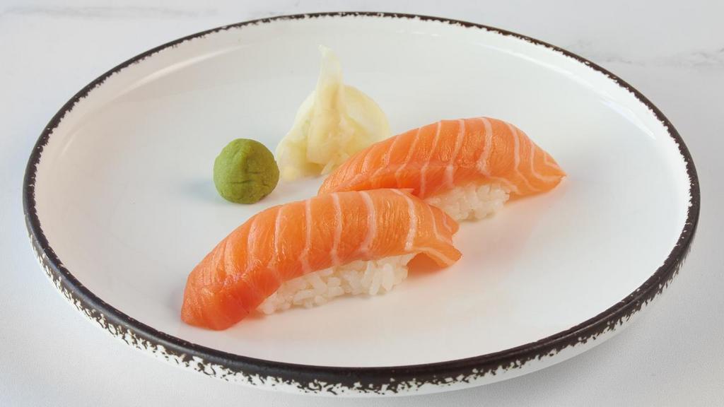 Sake Sushi · Salmon