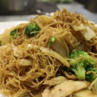 Hanoi Noodles · Stir-fried egg noodles with mixed vegetables, onion, and choice of protein.