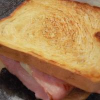 Misto Quente · French bread with ham and cheese.