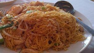 Chinese Pad Thai · Egg Noodle with white meat chicken jumbo shrimp, green and red peppers, bean sprouts, onions...