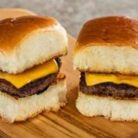 Cheeseburger Bites · 440 cal.