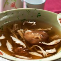 Shitake Sui · Shitake mushroom soup.