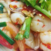 Yum Talay (Thai Seafood Salad) · 
