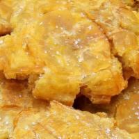 Fried Green Plántain / Tostones · 