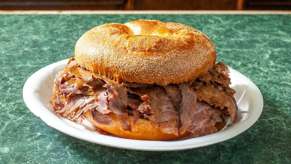 Roast Beef · Hand carved slow roasted USDA PRIME roast beef sandwich, served on a fresh baked Liscio's Kaiser roll with homeade gravy.