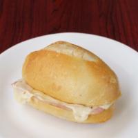 Misto Com Ovo · Ham, egg, and cheese on a french roll.