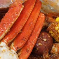 Combo 1 · 1/2 lb shrimp (head-off), 1/2 lb snow crab legs, 1 corn, and 2 potatoes.