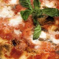 Vesuvio · San Marzano pomodoro sauce, mozzarella di Bufala, extra virgin olive oil, anchovies, black l...
