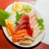 Chirashi · Assorted sashimi on a bed of sushi rice.