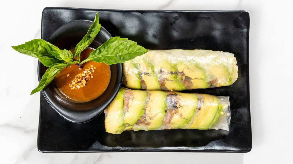 Grilled Beef And Avocado Roll - Bo Cuon Bo