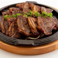 La Galbi Combo · Barbeque ribs with dubu soup combination.