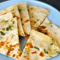 Scallion Pancake 葱油饼 · 葱油饼. chinese crepe with green onions, 6-8 pieces