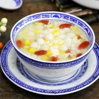 Rice Balls In Sweet Fermented Rice Soup 酒酿小丸子 · 酒酿小丸子 / fermented sweet wine taste.