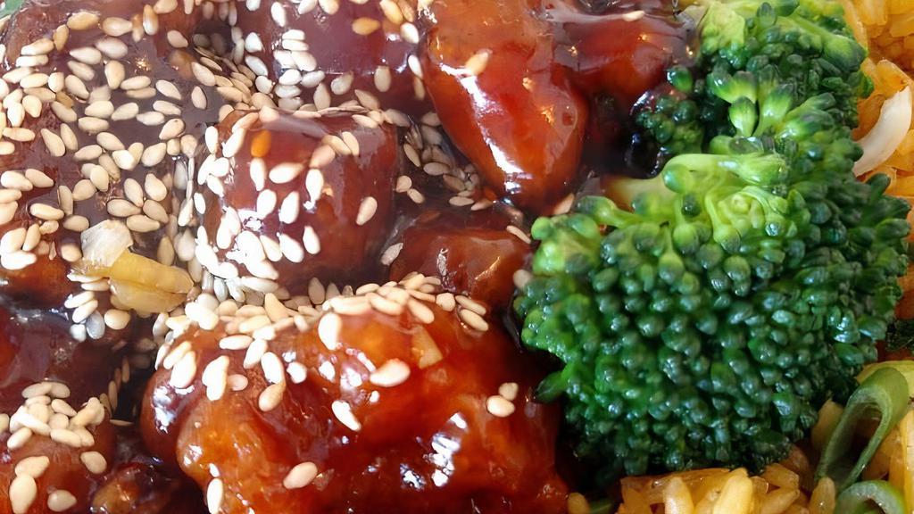 Sesame Chicken Combo · Spicy. Served with roast pork fried rice and egg roll. Hot and spicy.