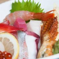 Jo Chirashi · Deluxe assorted sashimi on bed of sushi rice.