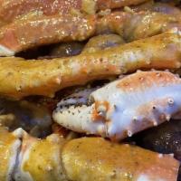 Dungeness Crab (1 Lb) Combo · Snow crab legs (1 Lb) shrimp Head on (1 Lb) or shrimp Head off (1 Lb) crawfish (1 Lb) baby c...