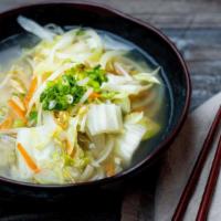 Tanmen · Vegetable ramen noodle soup with green onion.