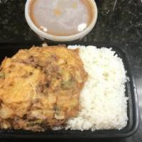 Beef Egg Foo Young牛蓉蛋  · Only available 10:45 AM to 5:00 PM
