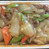 Beef Chow Mein牛炒面 · Gluten free,
chow mein is not  noodle, it’s vegetables, come w. crispy noodle on the side.
