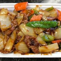 Qt Mongolian Beef蒙古牛 · Hot. Sliced beef with mixed vegetables & chef’s special mongolian hot spicy sauce.