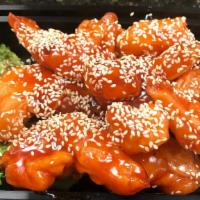 Qt Sesame Shrimp 芝麻虾 · Chunks of fried shrimp in sesame sauce & Sesame seeds on top.