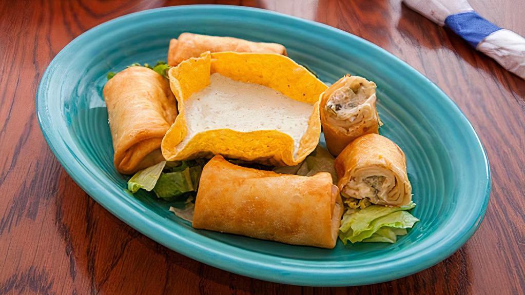4 Pieces Jalapeño Baby Chimis · Jalapeno and cream cheese filled mini chimichangas served with cool cucumber ranch for dipping.