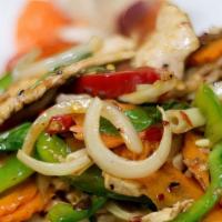 Spicy Basil Entrée · Stir-fried mushrooms, bell pepper, carrot, onion, basil leaves, and oyster sauce,Spicy.