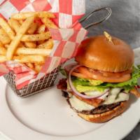 Bacon Cheese Burger Lunch Platter · 100% beef patty, pork bacon, lettuce, tomato and red onion on brioche roll. Served with fries.