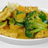 Malaysian Curry Tofu & Vegetables 🌶 · 馬來咖哩豆腐 — 🇲🇾 Tofu and vegetables simmered in a coconut curry sauce with fresh Pacific Islan...