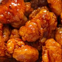 大 Orange Chicken 大 · Hot and spicy. Crunchy chunks of chicken deep-fried until golden and marinated with delightf...