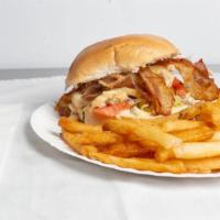 Cheeseburger Deluxe · Lettuce, tomato, onions, French fries